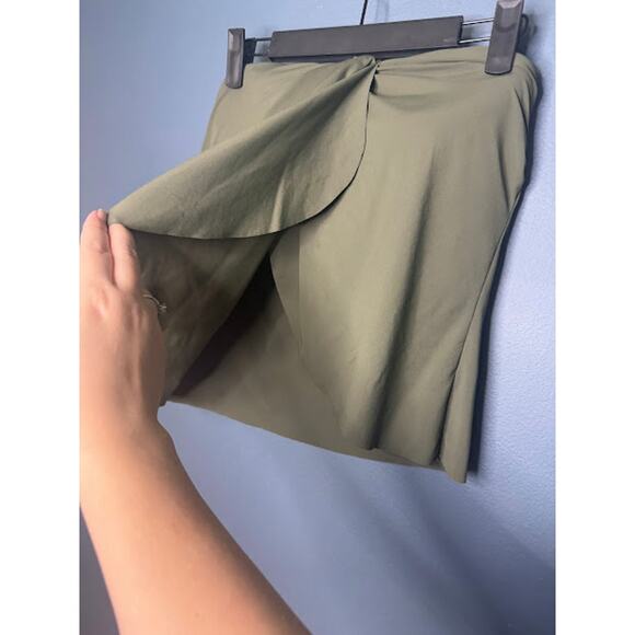 Vince Camuto Tankini Women's Size Small Figure Flattering Swimsuit Criss Cross - Picture 2 of 6